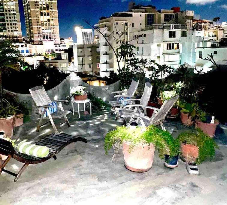 Fresh Tropical Colonial Style Walk-Up- Rooftop Terrace- Beach View San Juan Exteriér fotografie